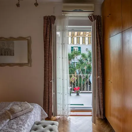 Leoni Apartment Split