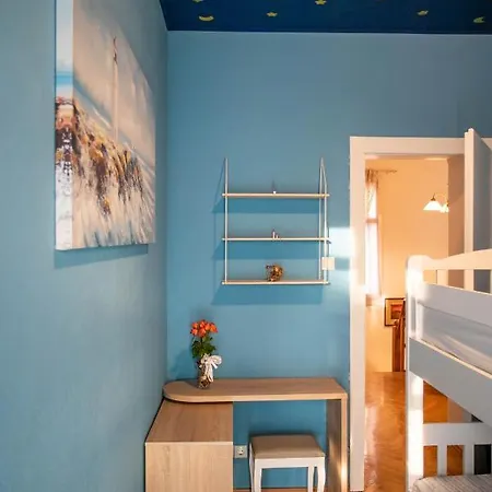 Leoni Apartment Split